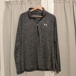 Long sleeved Under Armour 1/2 Zip